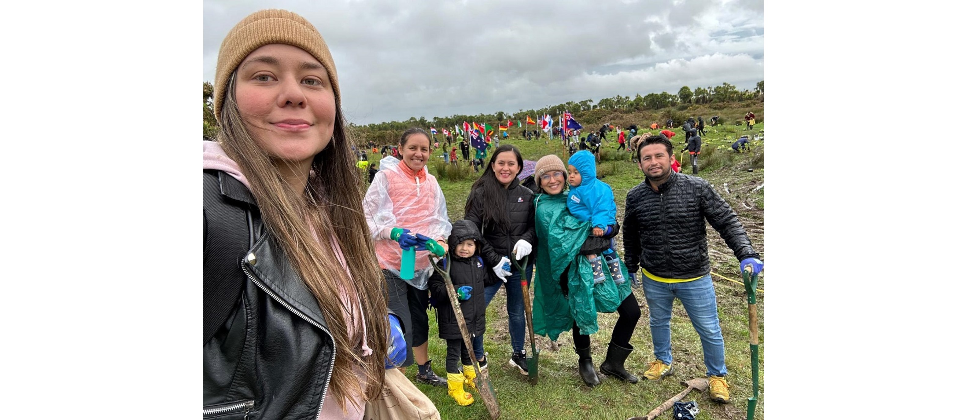 Colombianos participaron en jornada de plantación de árboles en Auckland, en el marco de la Copa Mundial de Fútbol Femenino que se realizará en Australia y Nueva Zelanda