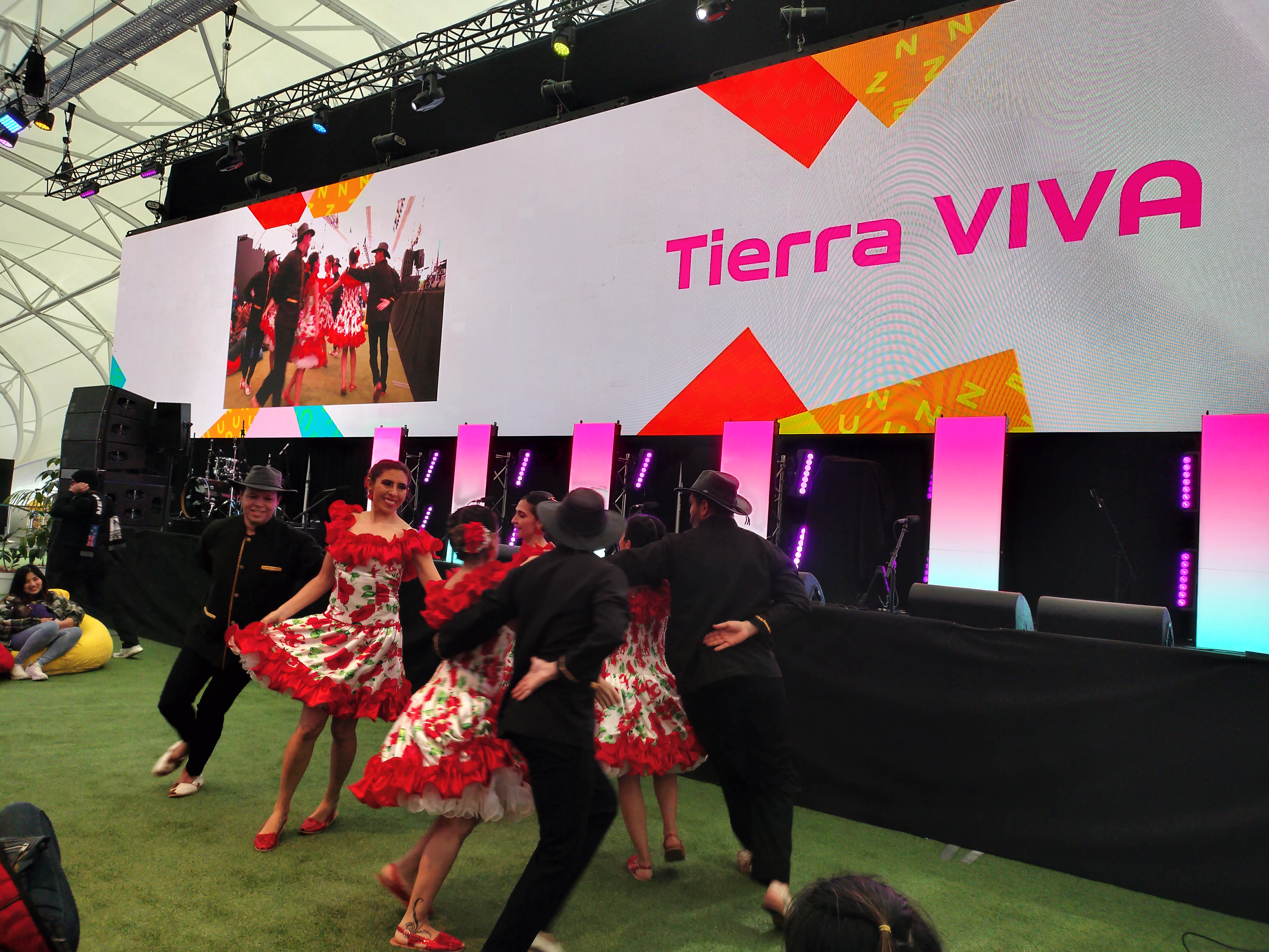 Comunidad colombiana en Auckland celebra fiesta nacional con partido del mundial femenino