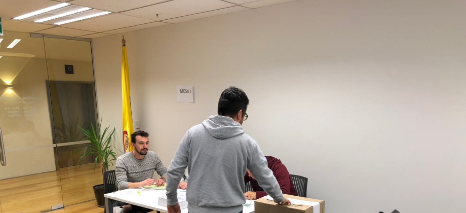 A las 3 de la tarde, hora de Colombia, inició último día de votaciones en el exterior con la apertura de las urnas en Auckland