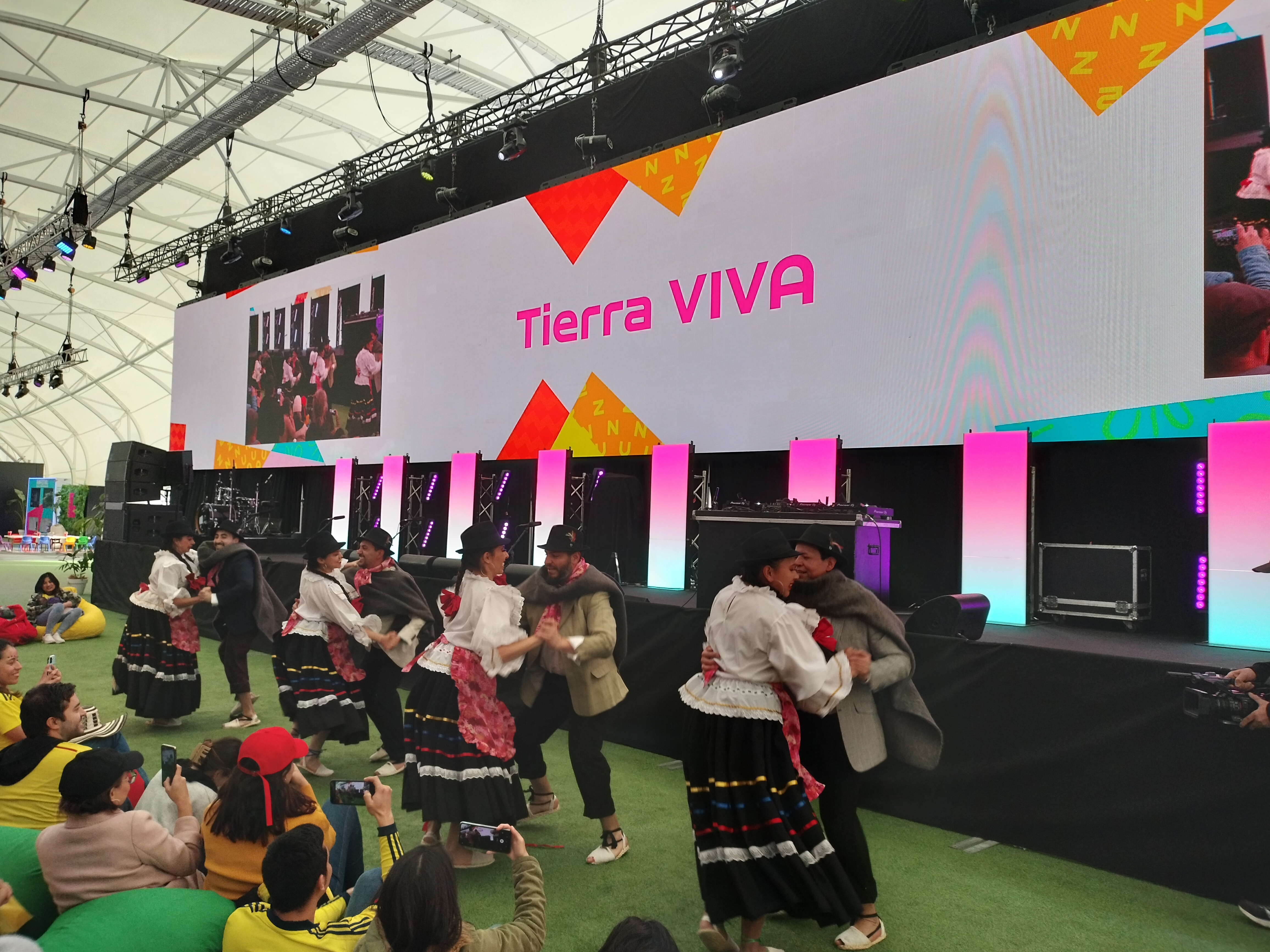Comunidad colombiana en Auckland celebra fiesta nacional con partido del mundial femenino